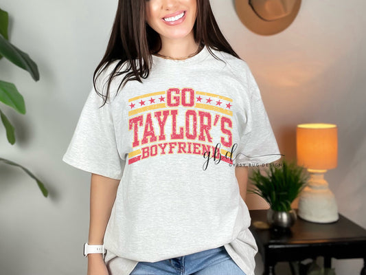 Go Taylor’s Boyfriend Chiefs Tee